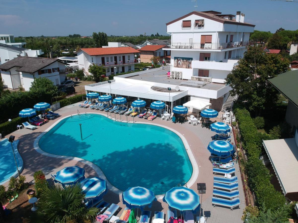 Oasi Verde Lido di Jesolo Eksteriør bilde
